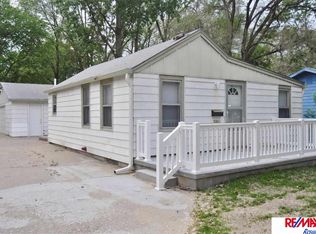 5202 N 38th St, Omaha, NE 68111