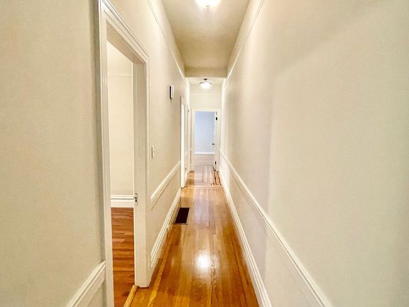 3rd image of 323-329 Presidio Ave