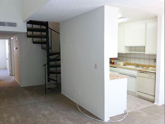 3rd image of 10926 Huston St APT 207