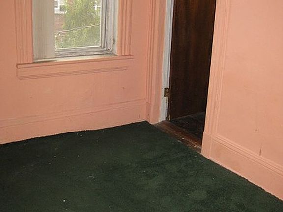 2nd image of 67th St