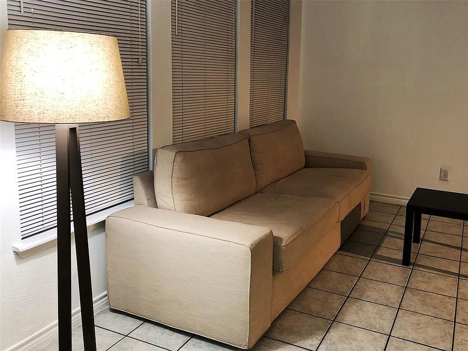 2nd image of 2100 Tanglewilde St APT 195