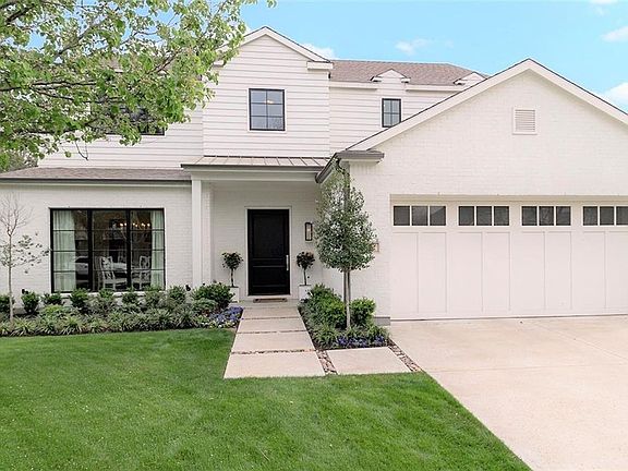 3rd image of 3922 Beechwood Ln