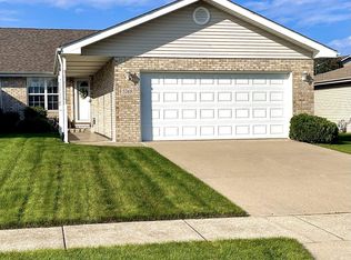 5748 Tanager St, Schererville, IN 46375