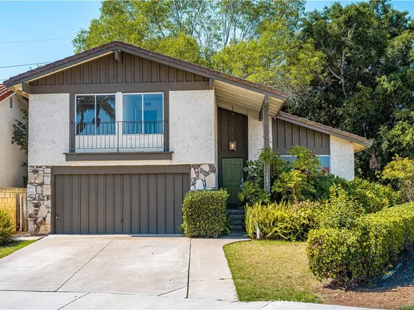 3682 Blackthorn St, Irvine, CA 92606