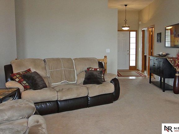 4th image of 2708 Lakeview Cir