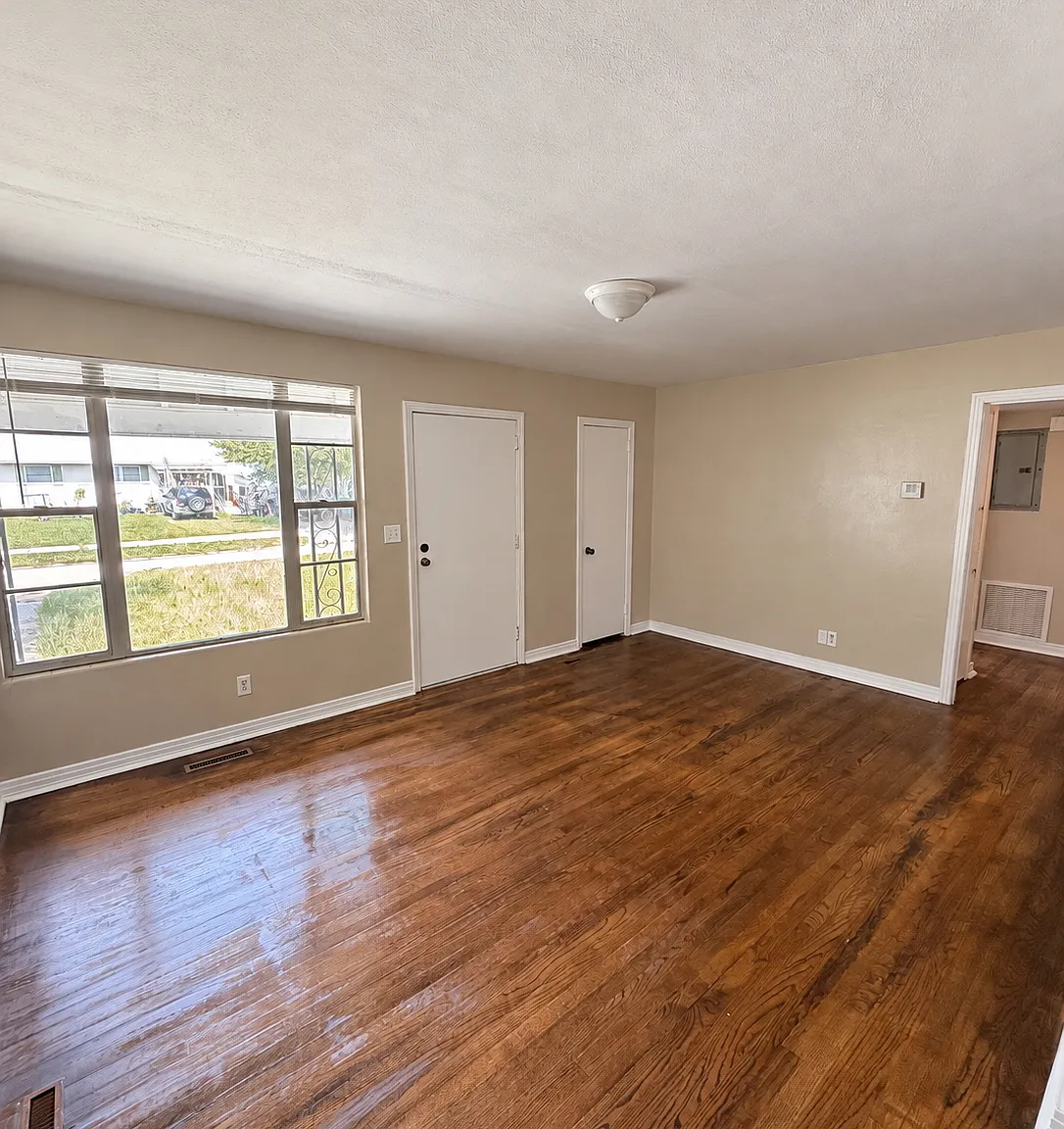 3 bed, 1344 sqft, $1,825 — Photo 4