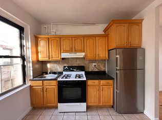 21-57 35th St #5G, Astoria, NY 11105