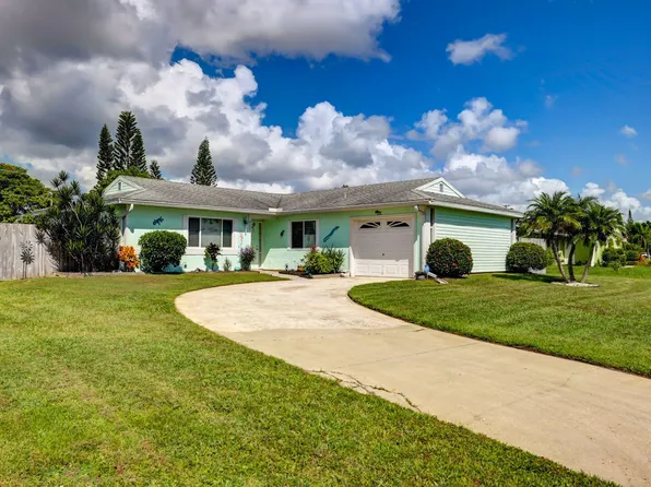 2376 SE Holland Street, Port St Lucie, FL 34952