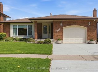 7419 Green Boughs Rd, Niagara Falls, ON L2J3Y8
