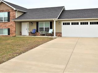 1532 Coyote, Farmington, MO 63640