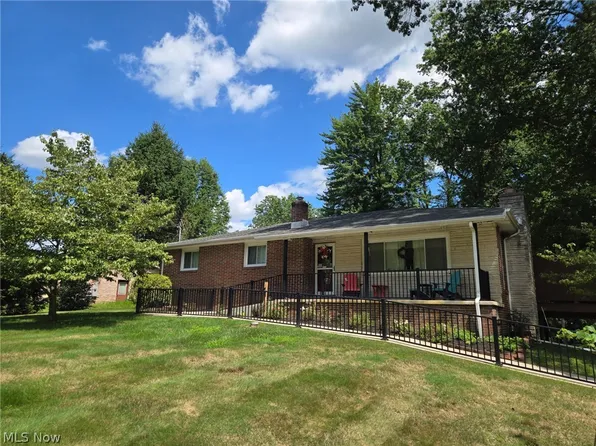 5153 Sheaters Dr, North Canton, OH 44720
