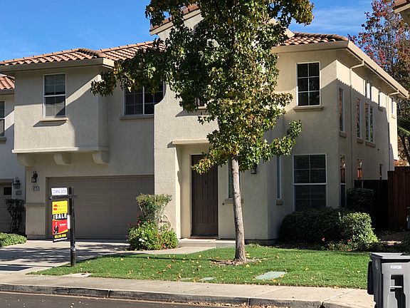3rd image of 4275 Creekview Dr