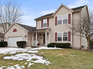 5290 Cristo Dr NE, Rockford, MI 49341