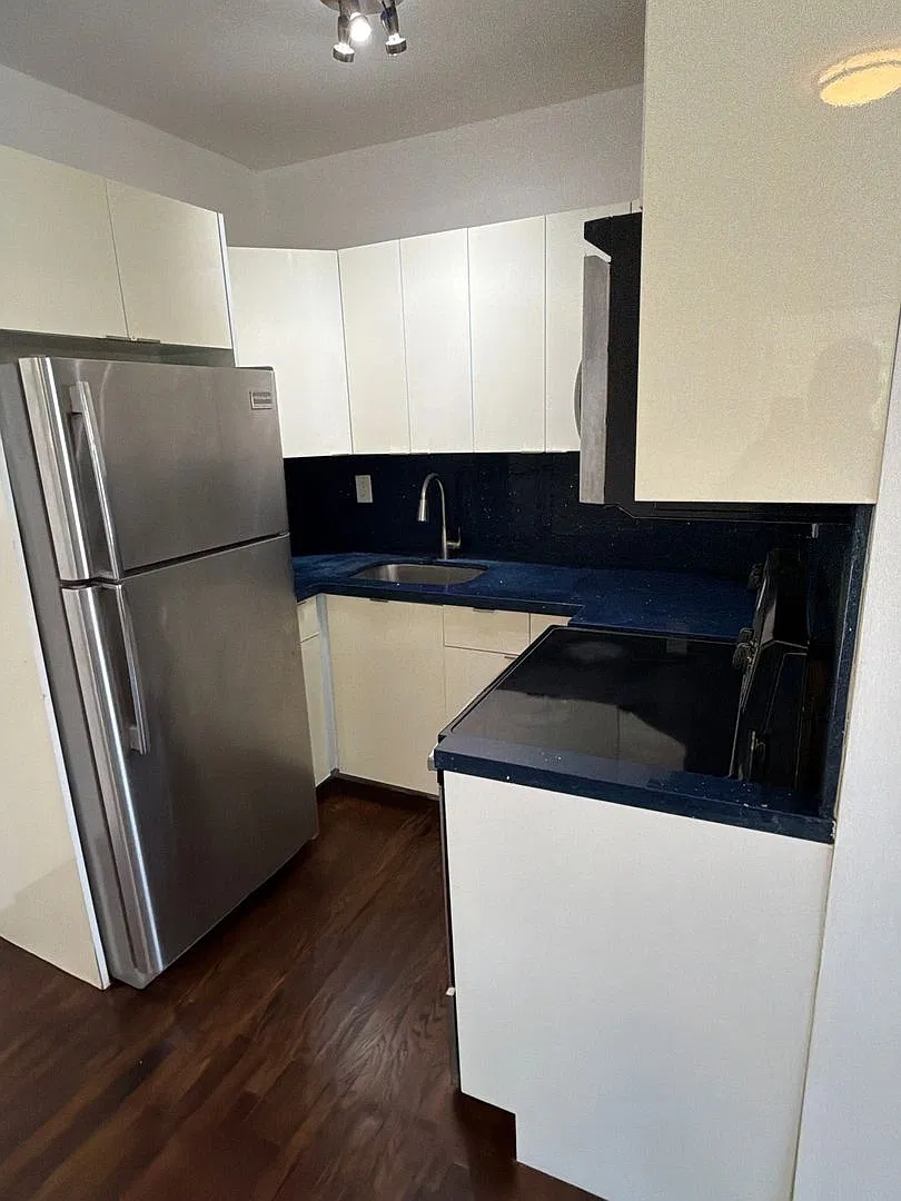 The Roads Apartments — Photo 2