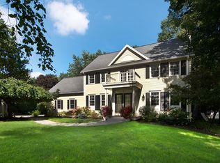 10 Bittersweet Ln, South Hamilton, MA 01982