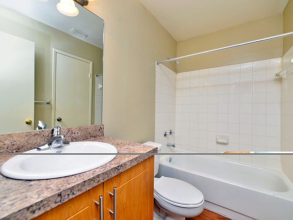 4th image of 6881 NW 173rd Dr #206