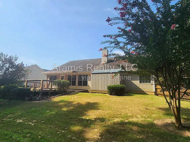 3241 Cranberry Ln — Photo 18