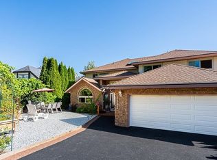 2562 Verbena Pl, Coquitlam, BC