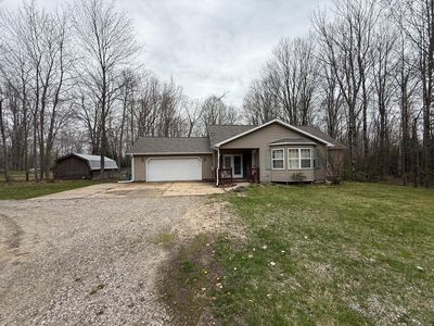 9906 E Houghton Lake Dr, Houghton Lake, MI, 48629
