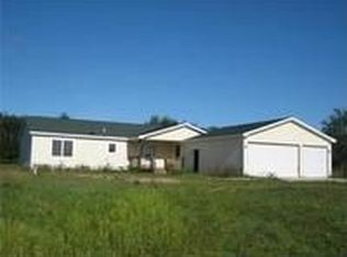 4015 Jones Rd, North Branch, MI 48461