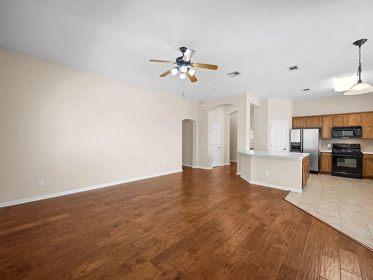 3808 Noe Ln — Photo 8