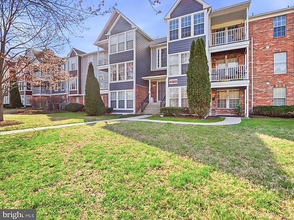 2nd image of 697 Deering Rd #5A