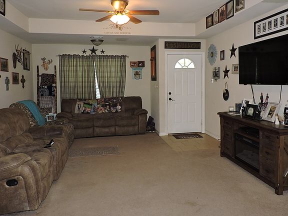 3rd image of 107 Cherrywood St