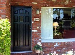 20 Altamount Dr, Orinda, CA 94563