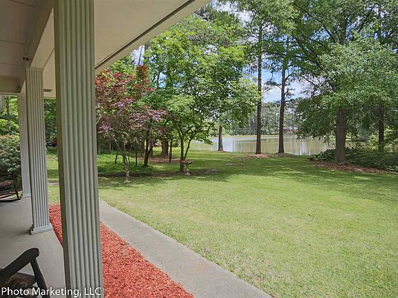 3rd image of 309 Columbus Hwy