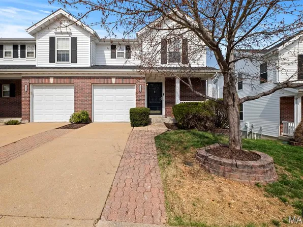 1266 Big Bend Crossing Dr, Valley Park, MO 63088