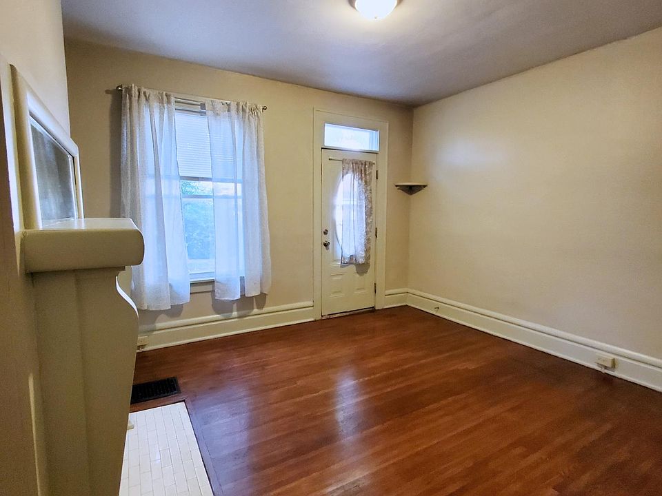 1488 Living Room
