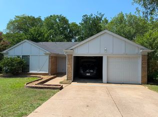 6311 Twinhill Dr, Arlington, TX 76016