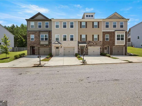 945 Belfry Ter, Fairburn, GA 30213