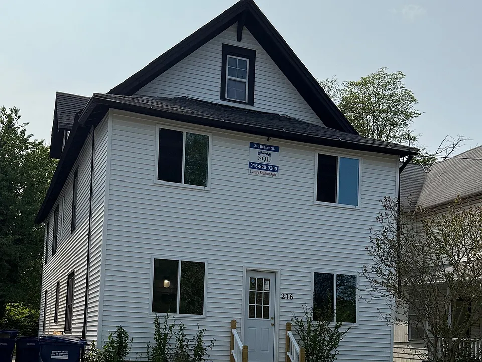 216 Bassett St #22