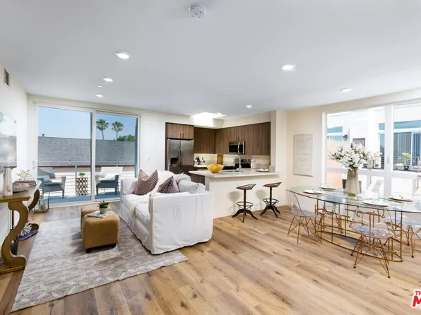 5229 Willowcrest Ave #402, North Hollywood, CA 91601