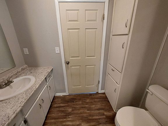 5th image of 301 N Louisiana St #2