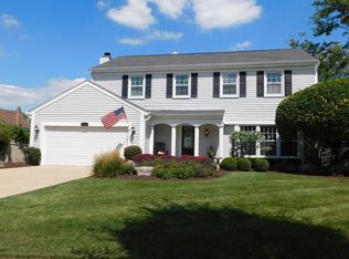 2110 Rose Ct, Schaumburg, IL 60194