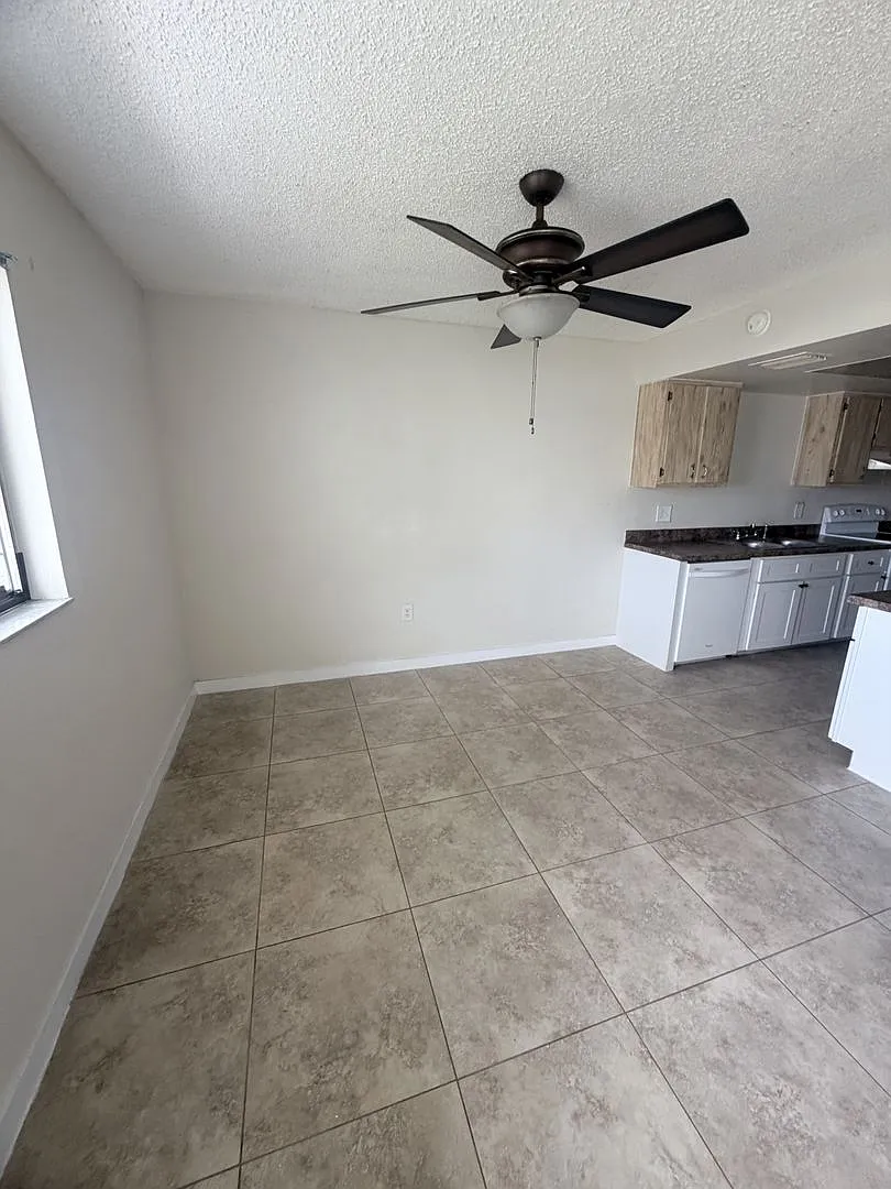 5004 Chiquita Blvd S — Photo 4