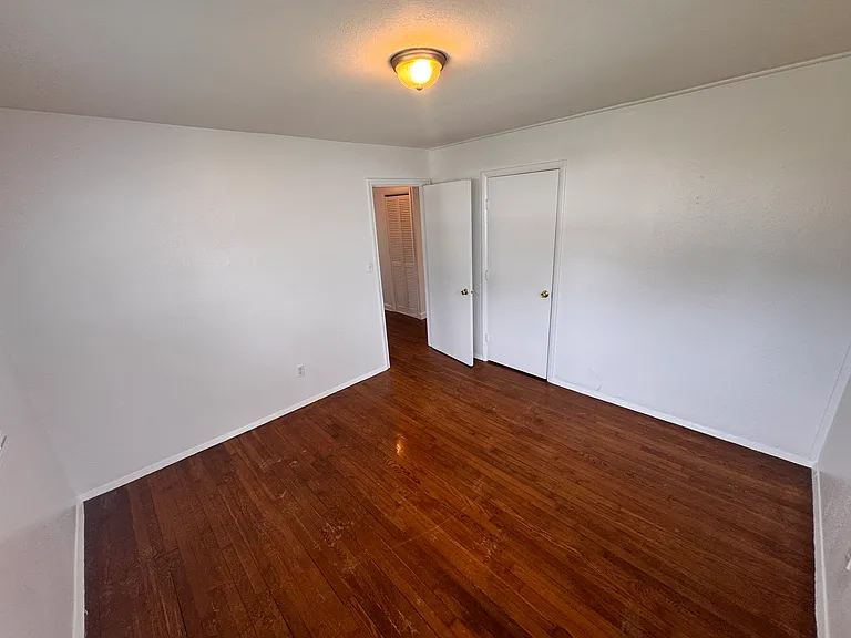 107 Lynnhaven Dr — Photo 9