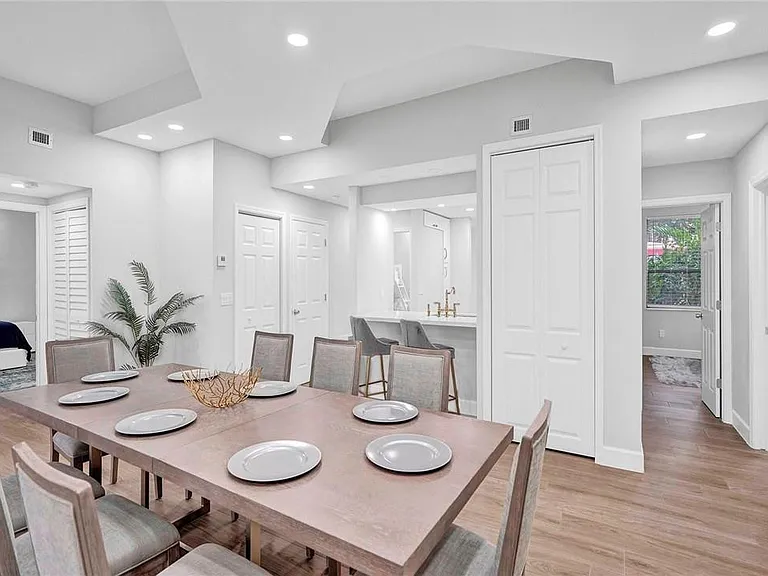 7484 La Paz Blvd #101 — Photo 31