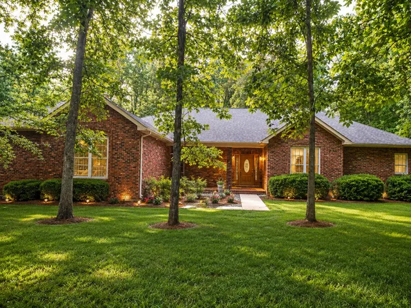 4963 Fleur De Lis Rd, Coulterville, IL 62237