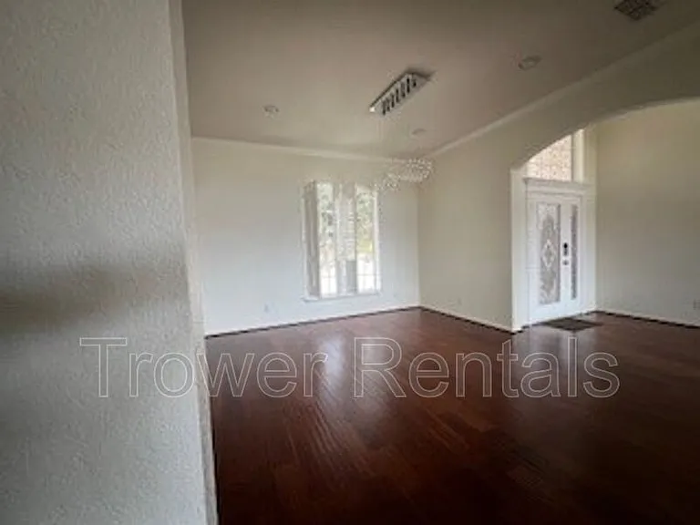 8104 San Antonio St — Photo 54
