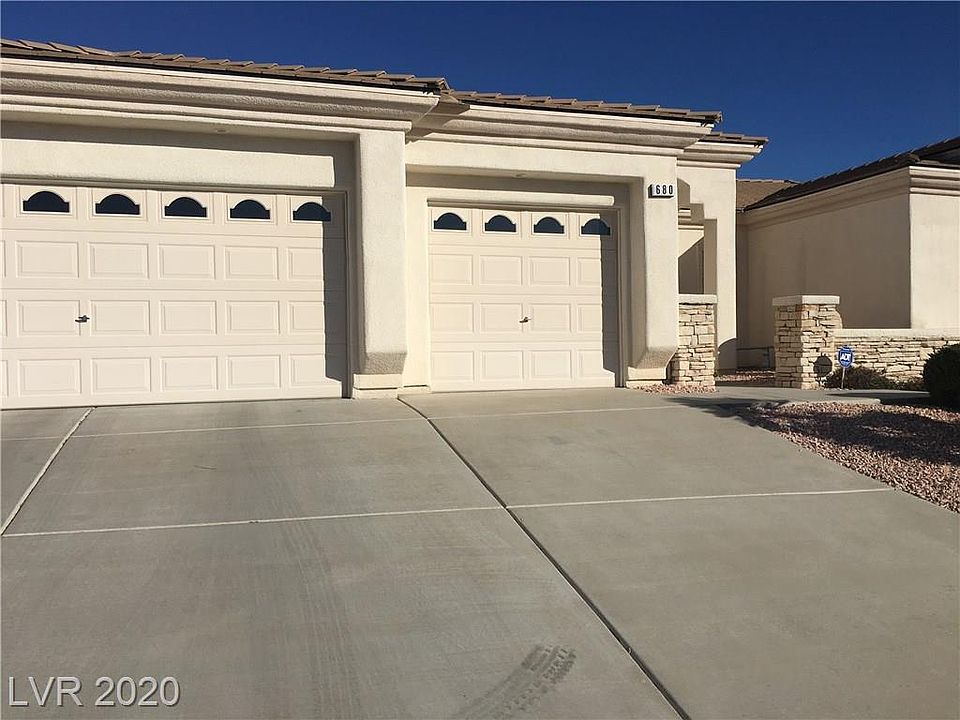 1st image of 680 Blue Lake Ct
