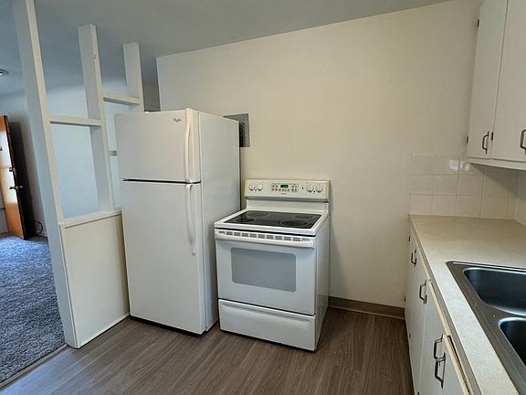 5th image of 701 E Myrtle St #705.5