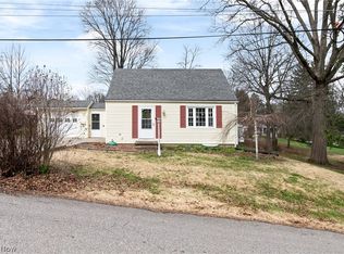 702 Sherwood Dr, Wooster, OH 44691