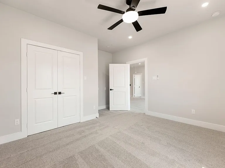 1221 Woodflower Dr — Photo 22