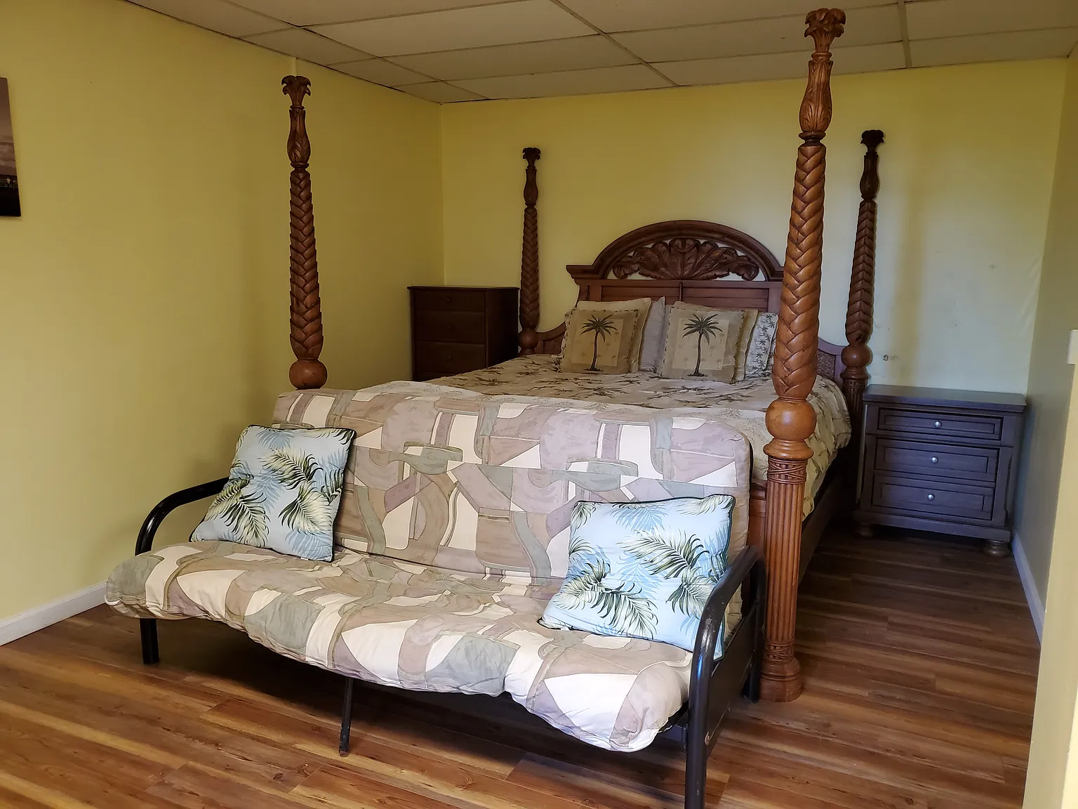 Studio, 500 sqft, $2,200 — Photo 4