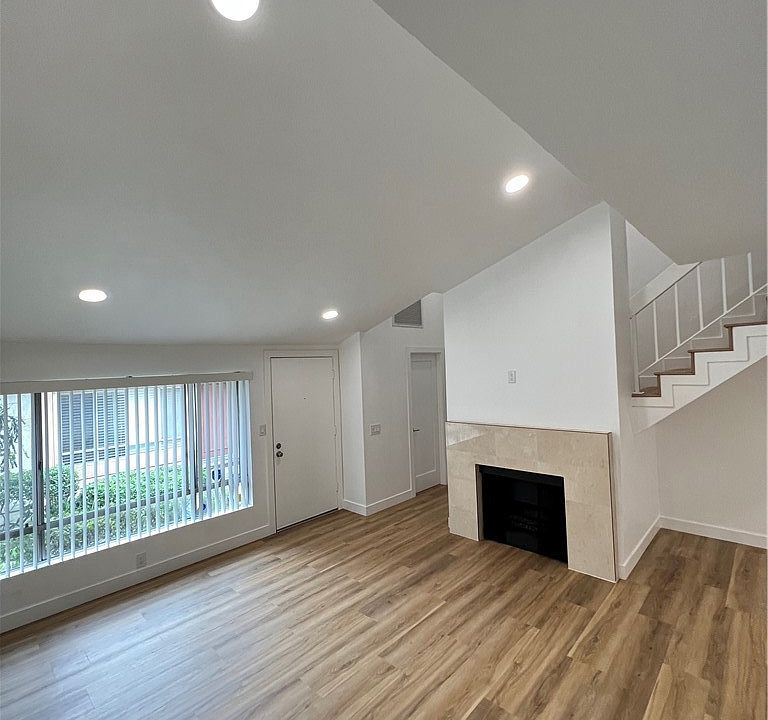 1st image of 3355 Pasadena Ave #38