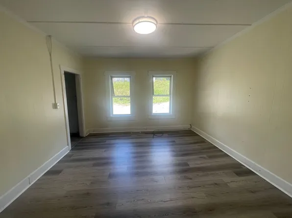 1-12 Winter St, Adams, MA 01220