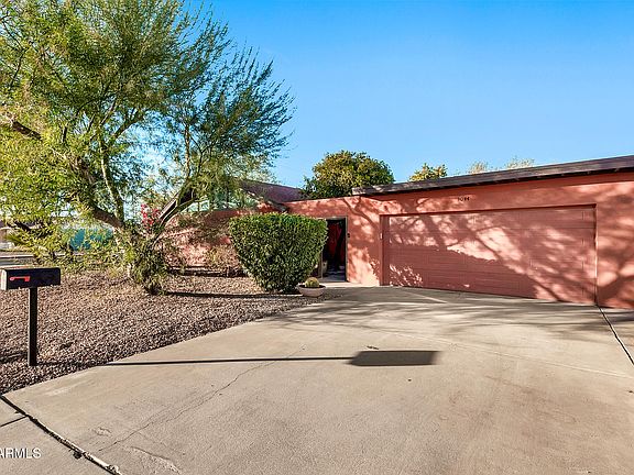 3rd image of 3044 W DESERT COVE Avenue